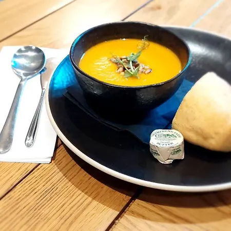 호텔 The Black Horse