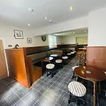 The Black Horse 酒店 塞特尔