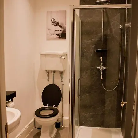 The Black Horse Hotell